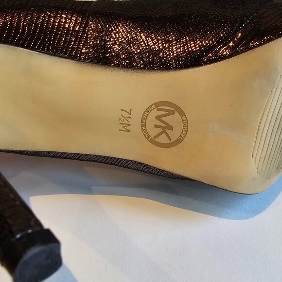 Michael Kors  black Pump - Picture 6 of 9